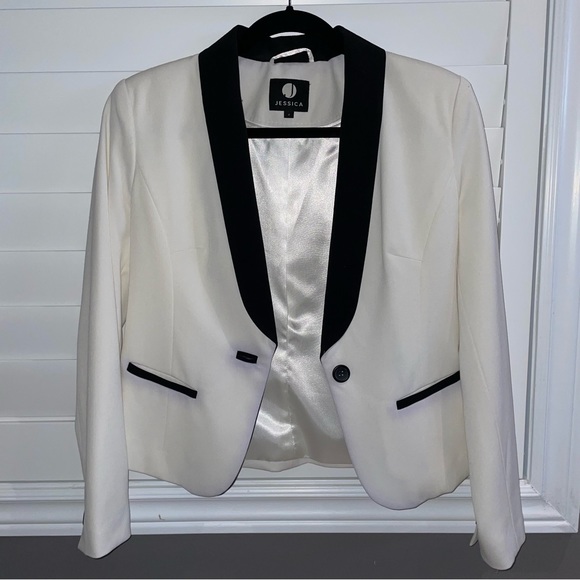 NAME YOUR PRICE! Jessica (from Sears) | Ivory Tuxedo Style Blazer - Picture 5 of 8
